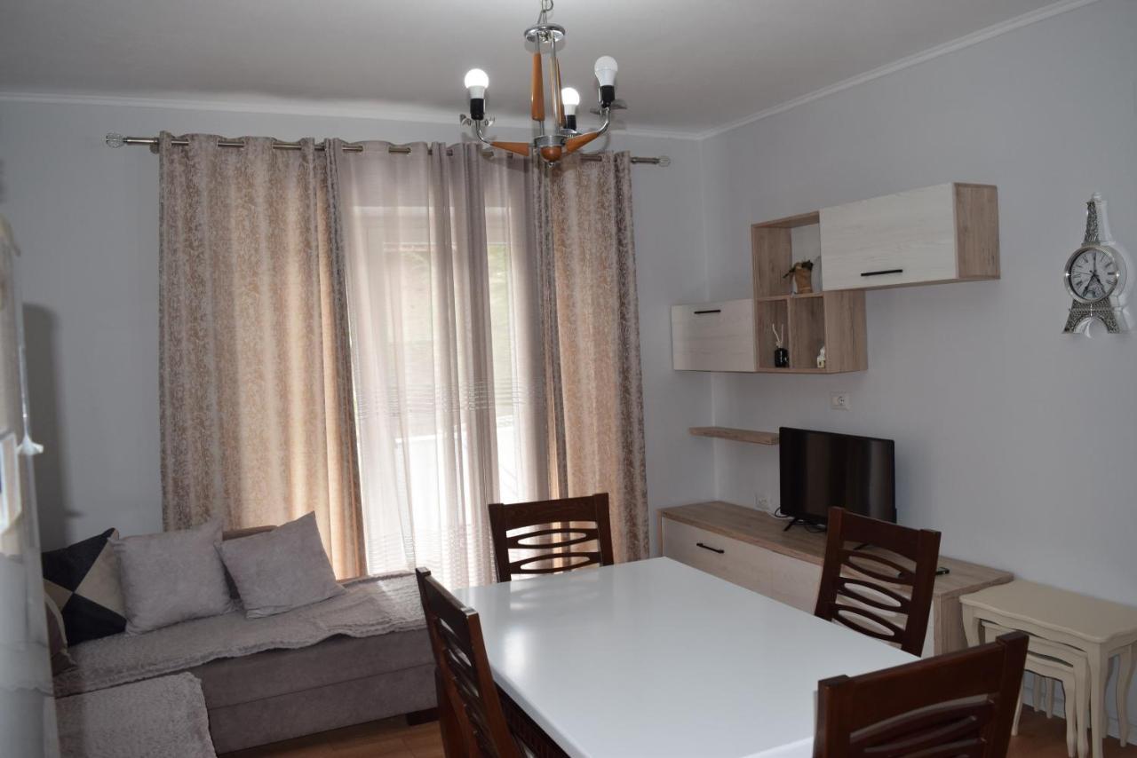 Orchidea Apartment Pogradec Exterior photo