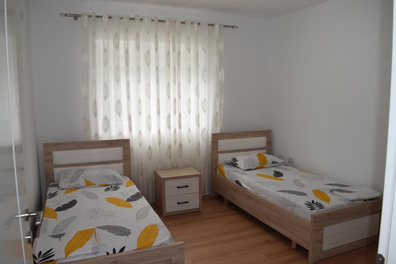 Orchidea Apartment Pogradec Exterior photo