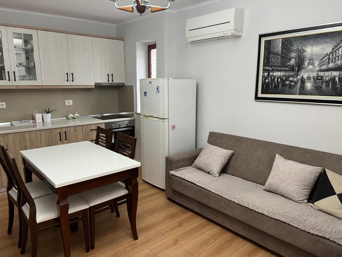 Orchidea Apartment Pogradec Exterior photo